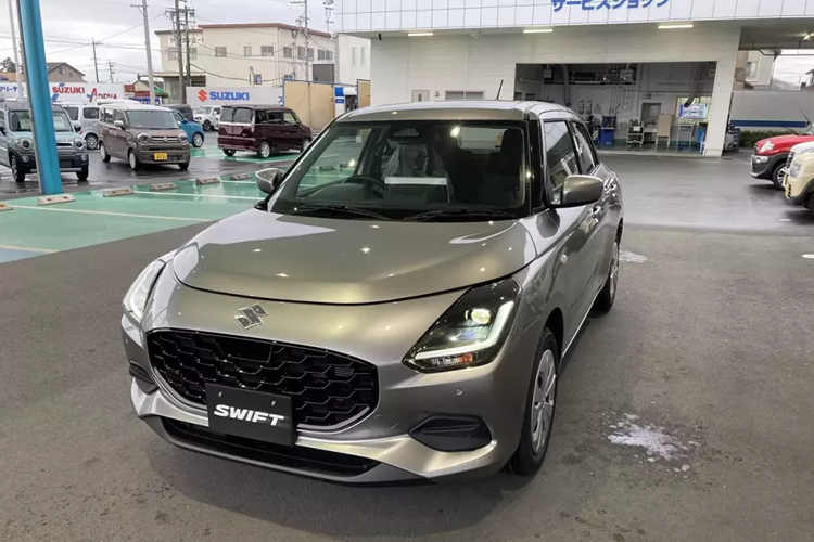 Suzuki Swift 2024 “an” 4,27 lit xang/100km, gia tu 286 trieu dong