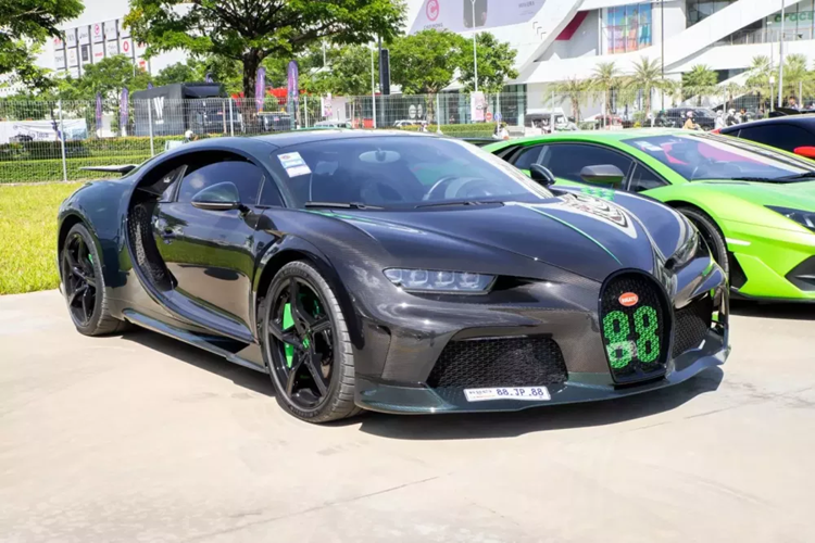 Can canh Bugatti Chiron Super Sport cua dai gia song bac o Campuchia-Hinh-3