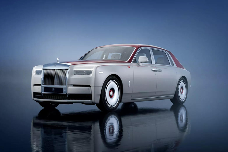 Rolls-Royce ra mat 4 xe sieu sang dac biet cho nam Giap Thin 2024-Hinh-2