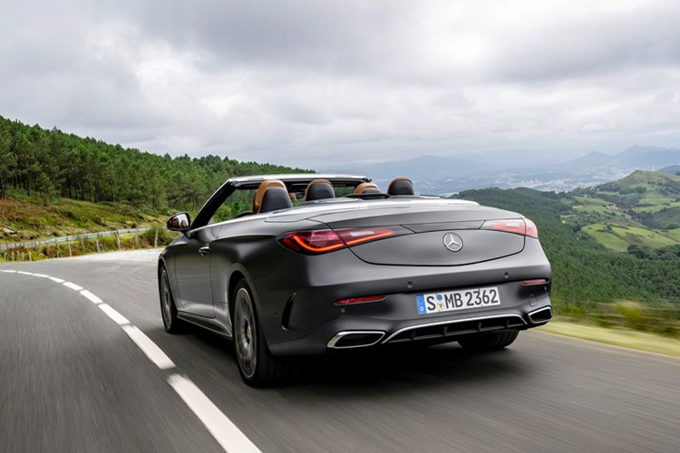 Chi tiết Mercedes-Benz CLE Cabriolet 2024 - coupe mui trần động cơ hybrid - Hình 10 Chi tiet Mercedes-Benz CLE Cabriolet 2024 - coupe mui tran dong co hybrid-Hinh-10