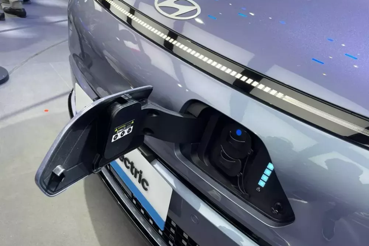 Hyundai Kona Electric ra mat Dong Nam A, 