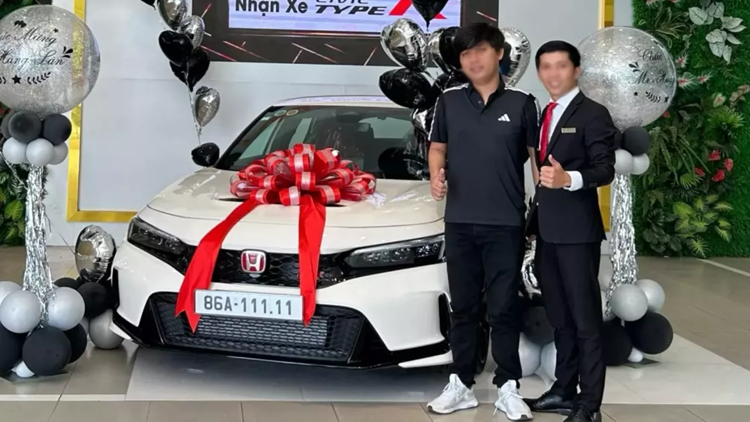 Dai gia Binh Thuan, ban Honda Civic tau Civic Type R bien ngu quy 1