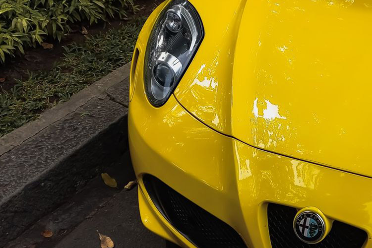 Alfa Romeo 4C Launch Edition hon 4 ty tai Viet Nam trung bien 