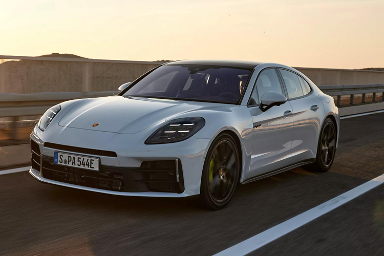 Porsche Panamera 2024 ban hybrid moi, khoi diem tu 2,83 ty dong