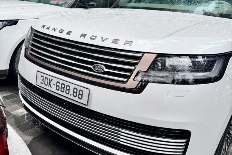 Can canh Range Rover SV hon 25 ty gan bien 30K-688.88 tai Ha Noi-Hinh-2