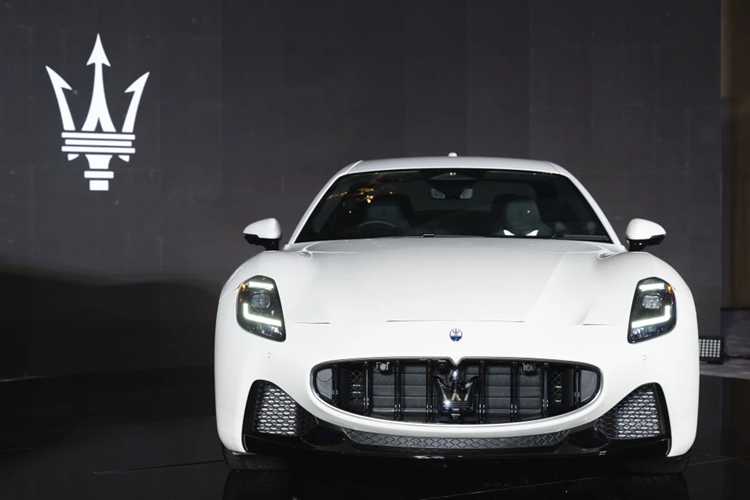 Chi tiet Maserati GranTurismo 2024 tu 360.000 USD, sap ve Viet Nam?-Hinh-2