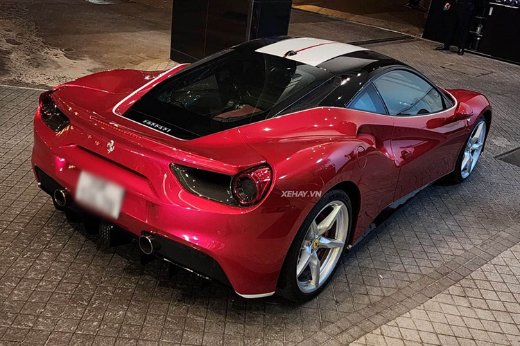 Ferrari 488 GTB nat dau o Ha Noi da phuc hoi 