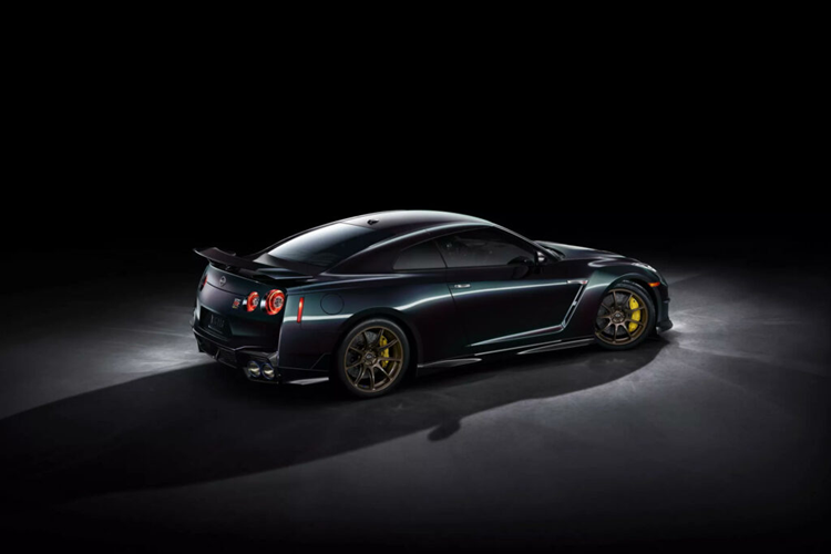 Ngam Nissan GT-R Takumi Edition va Skyline Edition phien ban di san-Hinh-8