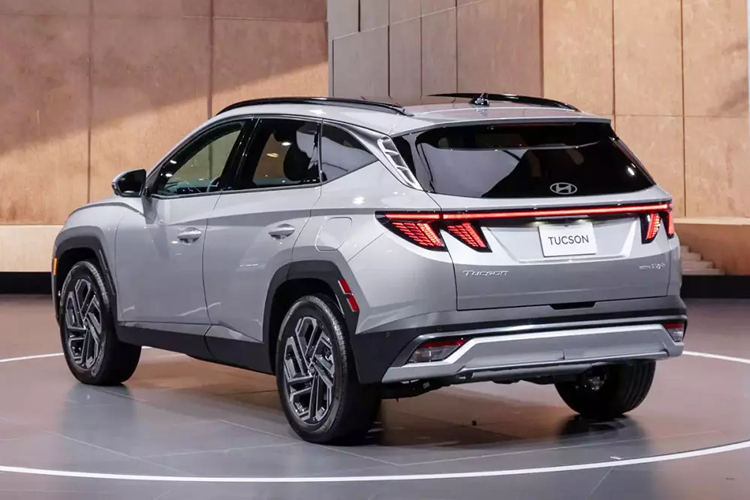 Ven man Hyundai Tucson 2025, nang cap tu ngoai hinh den 