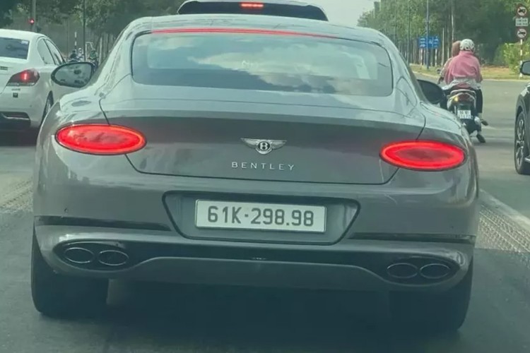 Bentley Continental 22 ty cua nu dai gia Binh Duong gan bien 610 trieu