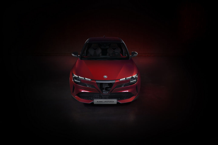 Alfa Romeo Milano 2024 da co ca phien ban Hybrid va thuan dien-Hinh-15