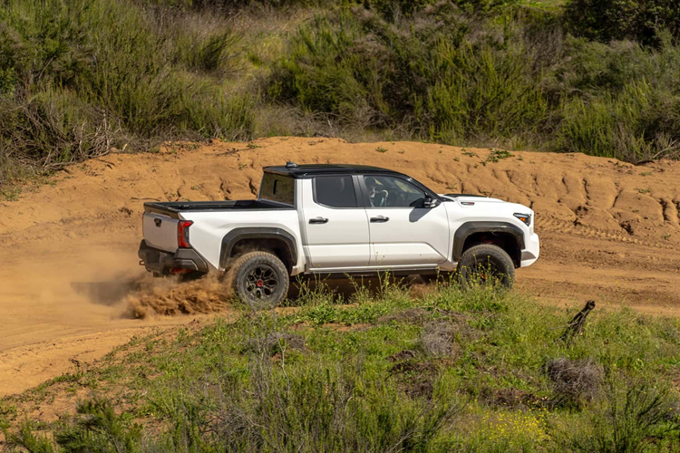 Toyota Tacoma TRD Pro 2024 tu 1,6 ty, co gi dau Ford Ranger Raptor?-Hinh-8