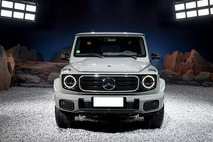 Mercedes-Benz G 580 chay dien chinh thuc ra mat, tu 3,88 ty dong-Hinh-3