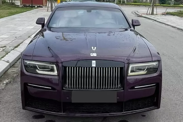 Rolls-Royce Ghost doi dau do 2024 - 