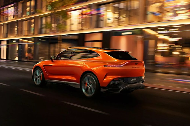 Aston Martin DBX707 2025 trinh lang, san sang dau Lamborghini Urus-Hinh-11