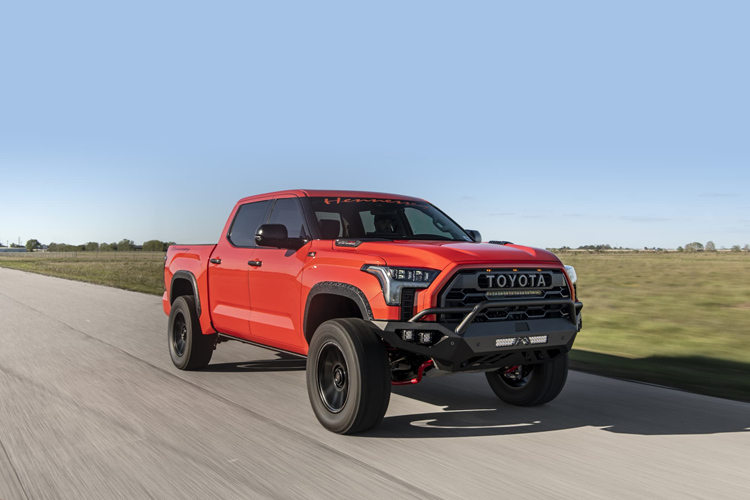 Toyota Tundra TRD Pro off-road 