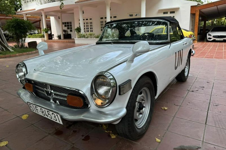 Honda S800 Roadster - 