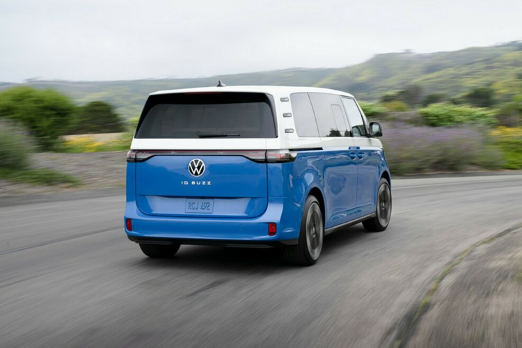 Volkswagen ID. Buzz EV 2025 - chiec minivan dien manh 335 ma luc-Hinh-14