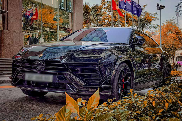 Tom gon Lamborghini Urus Performante 