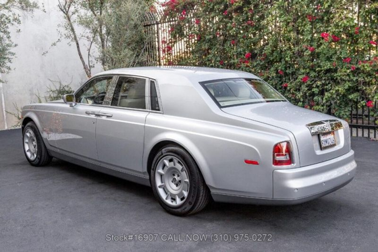 Rolls-Royce Phantom cu gia re, nhung hoa don sua chua “nga ngua”-Hinh-8