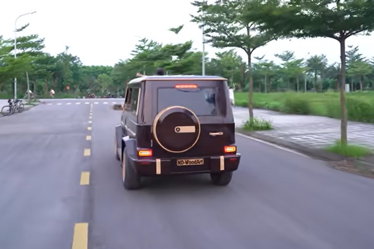 Tan thay Mercedes-AMG G63 bang go nhu 