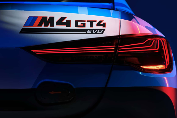 BMW M4 GT3 EVO 2025 lo gia gan 16 ty dong, dat hon sieu xe-Hinh-5