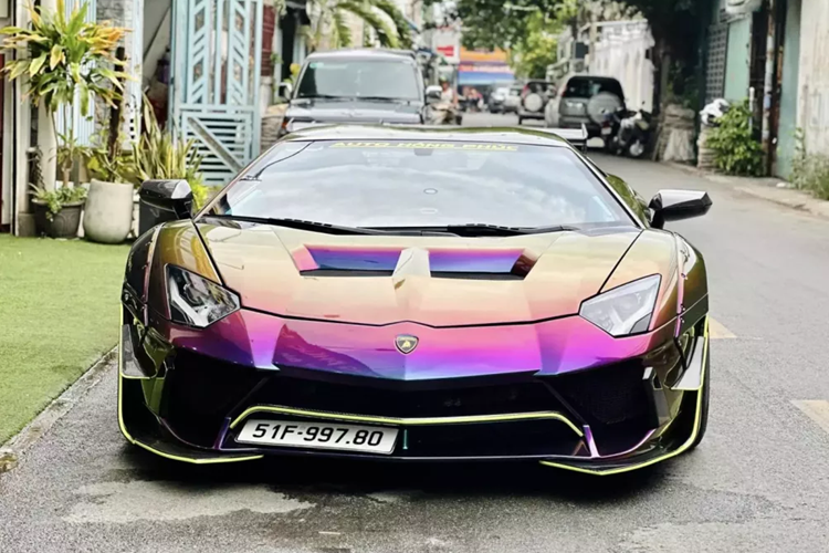 Lamborghini Aventador cua dai gia Viet giam gia ca ty dong kiem khach