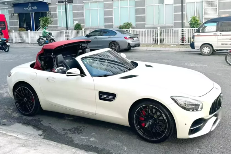 Can canh Mercedes-AMG GT Roadster doc nhat Viet Nam gia 7,3 ty-Hinh-3