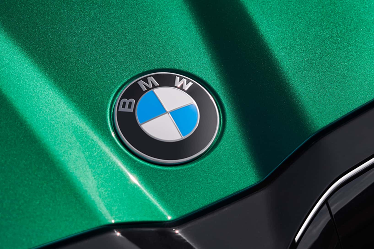 BMW M5 2025 lo gia ban 119.500 USD, manh toi 717 ma luc-Hinh-5