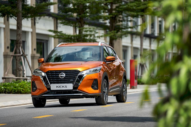 Nissan Kicks e-Power gia re hon gay tranh cai khi duoc xem la xe dien