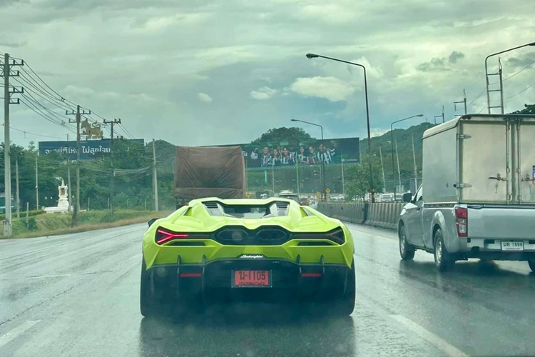 Lamborghini Revuelto hon 32 ty dong dau tien tai Dong Nam A da co chu-Hinh-5