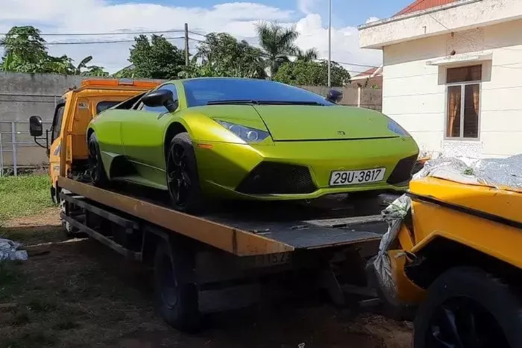 Tieu huy Lamborghini, Mercedes-Benz tien ty nhap lau o Quang Binh-Hinh-4