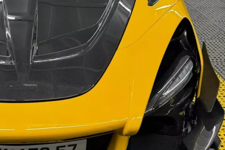 Dai gia Nghe An chi bac ty do McLaren 720S Spider len Senna GTR-Hinh-2