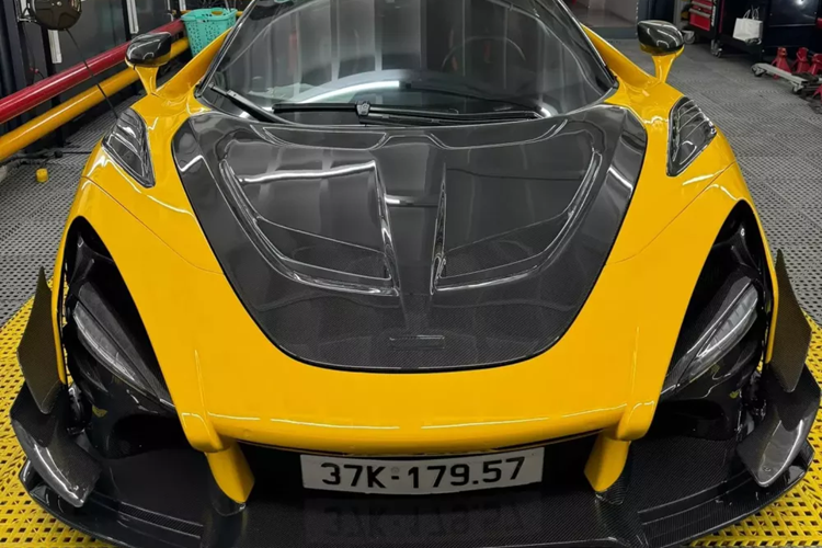 Dai gia Nghe An chi bac ty do McLaren 720S Spider len Senna GTR-Hinh-3