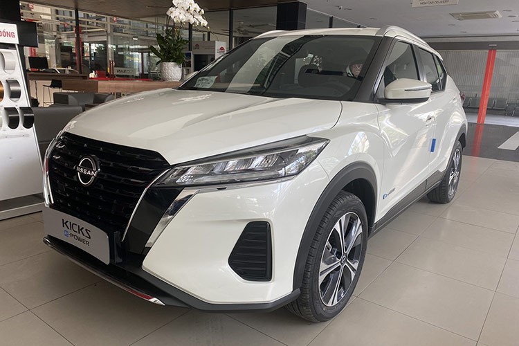 Gia xe Nissan Kicks chi con chua toi 630 trieu dong tai Viet Nam