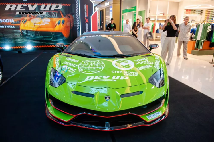 Dan sieu xe trieu do cua dai gia Campuchia tham du Gumball 3000 2024