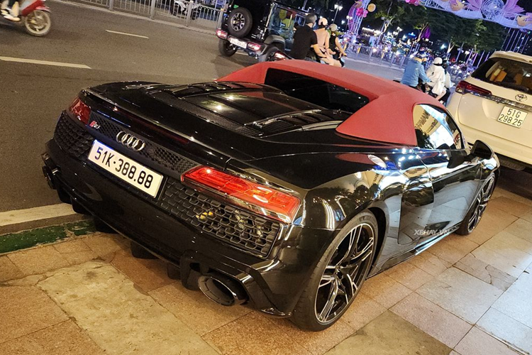 Tom gon Audi R8 V10 Spyder bien “tu quy 8