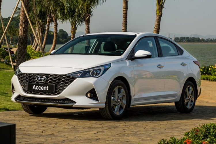 Hyundai Accent doi cu ton kho xa hang, giam hang chuc trieu dong-Hinh-6