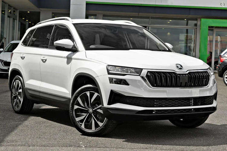 Gia xe Skoda Karoq va Kodiaq tai Viet Nam giam ca tram trieu dong-Hinh-7