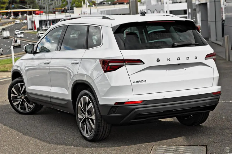 Gia xe Skoda Karoq va Kodiaq tai Viet Nam giam ca tram trieu dong-Hinh-9