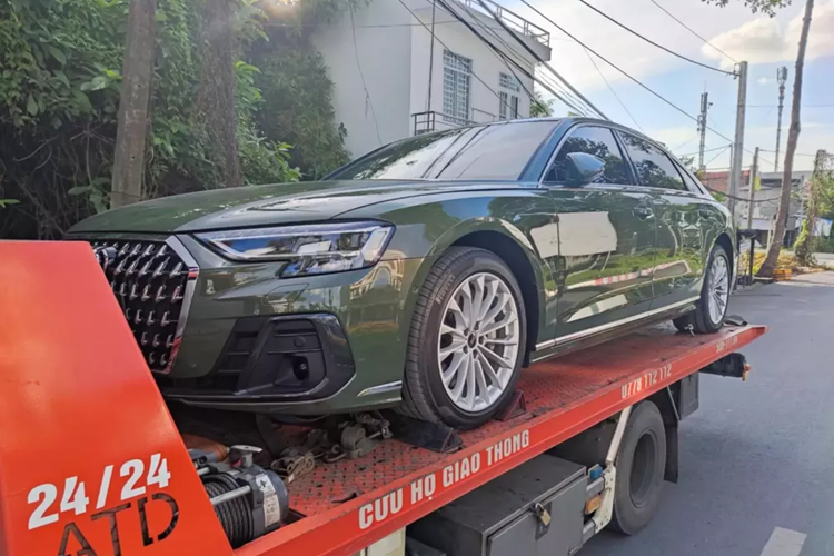 Audi A8L cua dai gia Dong Thap mua 1 thang, lo hon 1 ty dong-Hinh-7