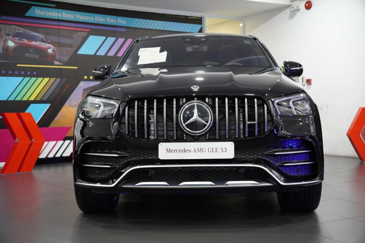 Mercedes-AMG C43, A35, GLE 53 giam gia cao nhat toi 490 trieu dong-Hinh-16