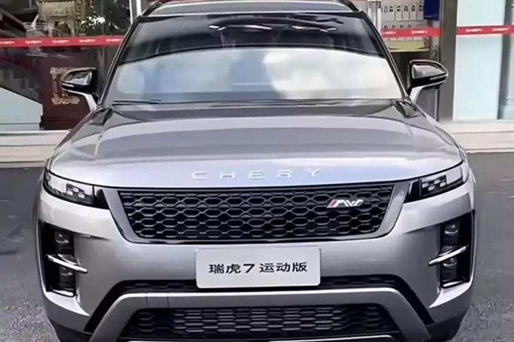 Chery Tiggo 7 Sport chi 326 trieu dong, sang chanh nhu Range Rover-Hinh-2