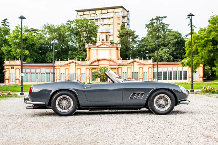 Ferrari 250 GT California Spider co 