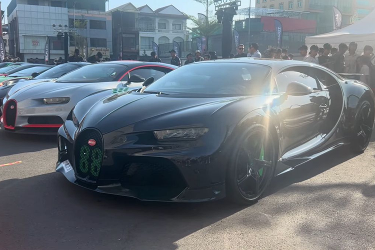 Bugatti Chiron Super Sport sap “ha lop” tai Viet Nam du Gumball 3000-Hinh-4