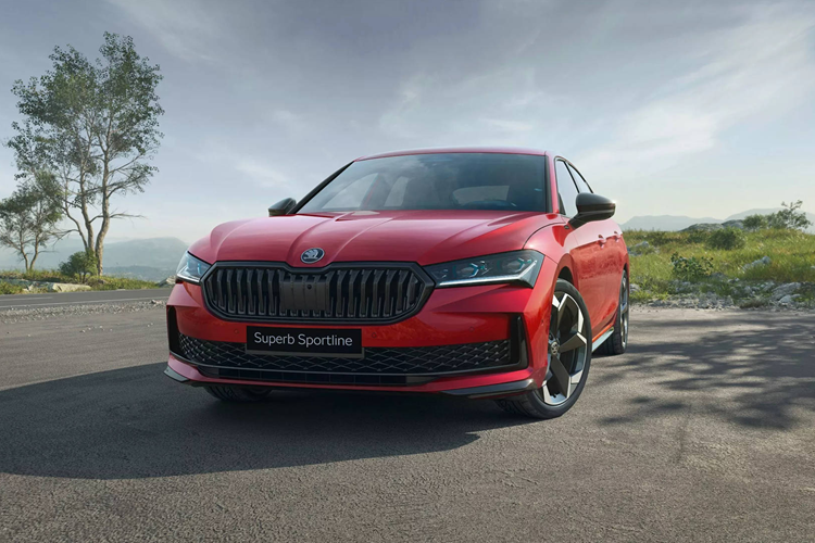 Skoda Superb Sportline 2025 – sedan the thao sap ve Viet Nam?-Hinh-4