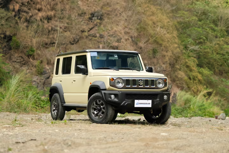 Suzuki Jimny va XL7 hybrid dang giam toi 50% le phi truoc ba-Hinh-4