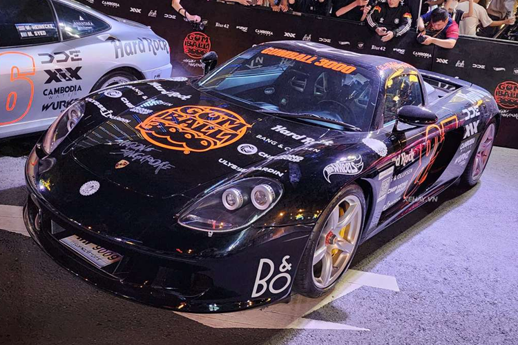 Porsche Carrera GT hon 30 ty cua dai gia Thai Lan tai Gumball 3000