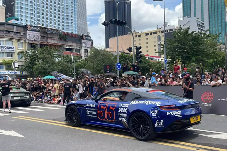 Sieu xe Gumball 3000 2024 khoi hanh tu Viet Nam sang Campuchia-Hinh-4