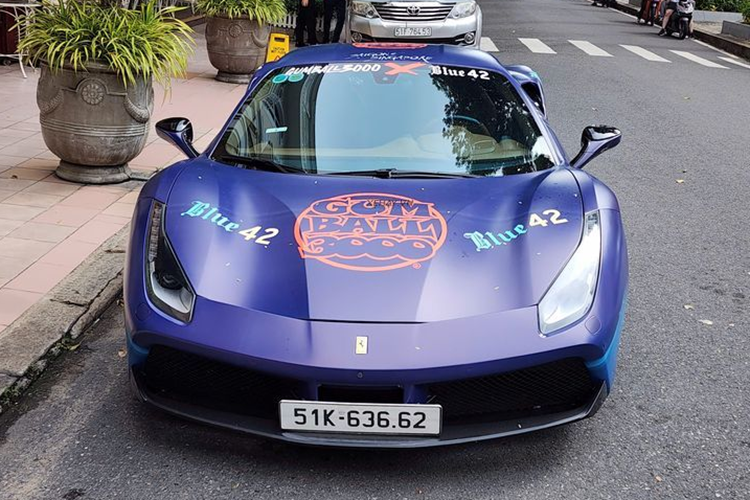 Ferrari 488 GTB cua dai gia Sai Gon khoe “ao doc” tai Gumball 3000-Hinh-2